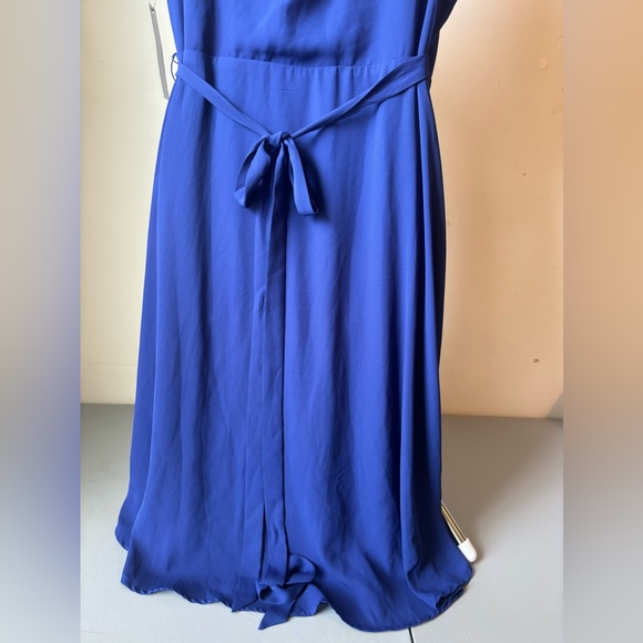 Lulu's Midi Wrap Dress Blue Size Large New - Picture 10 of 15